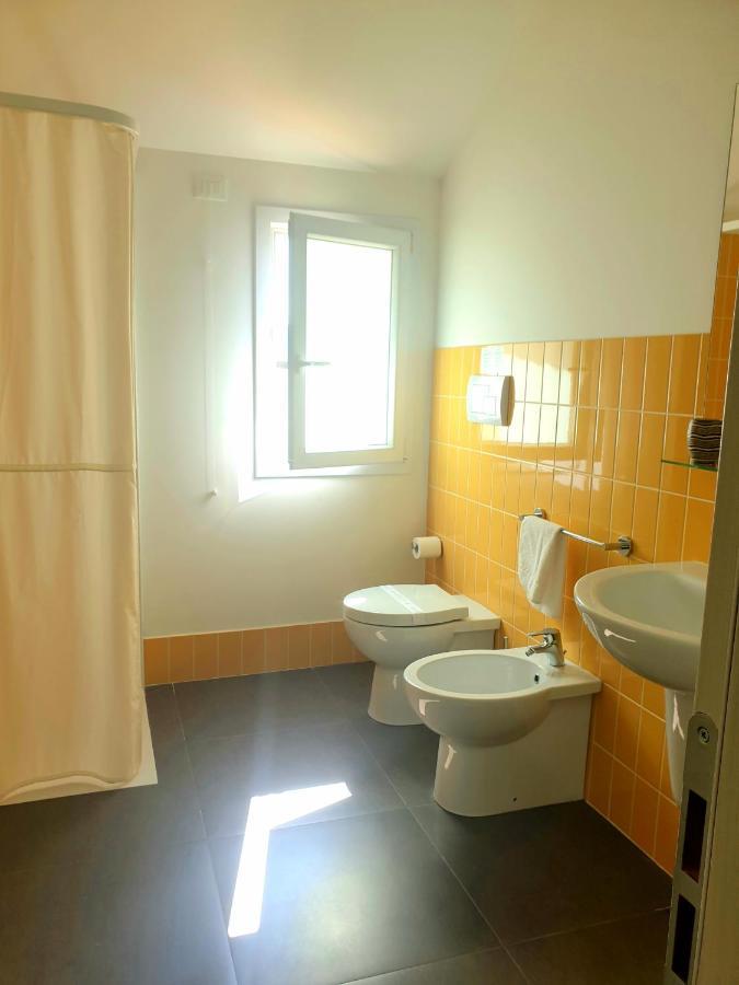 קיארמונטה גולפי Hotel Grel מראה חיצוני תמונה
